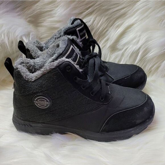 Bomkinta Shoes - Black BomKinta Fur Lined Winter Boots.
